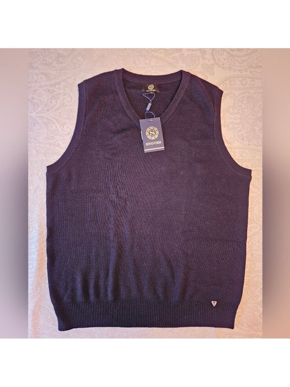 100% Extrafine Merino Wool Black V-Neck Sweater Vest for Men, Large, Snover, NWT